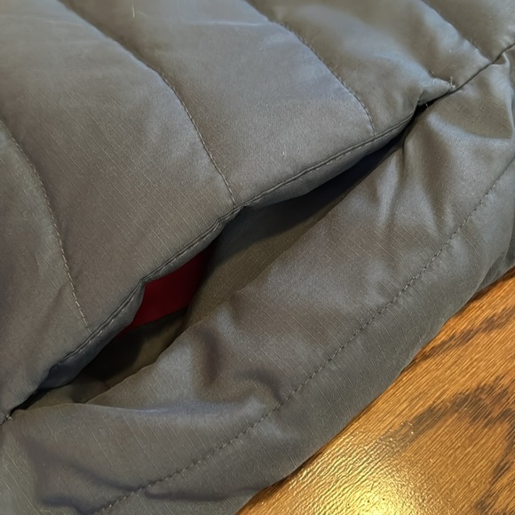 Pacific Trail Vest - Picture 3 of 4